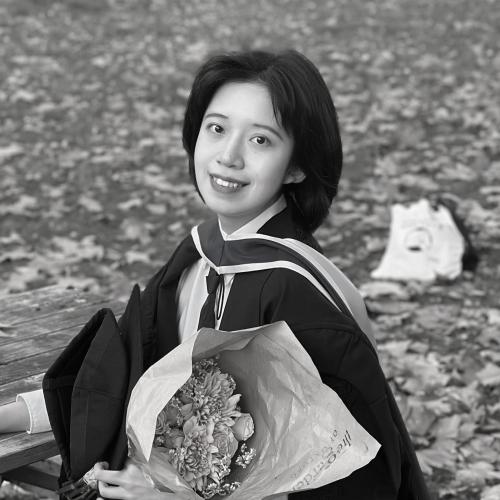 Black and white image of Qiuyue Lin