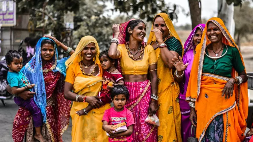 Image of a group of women and children in India
